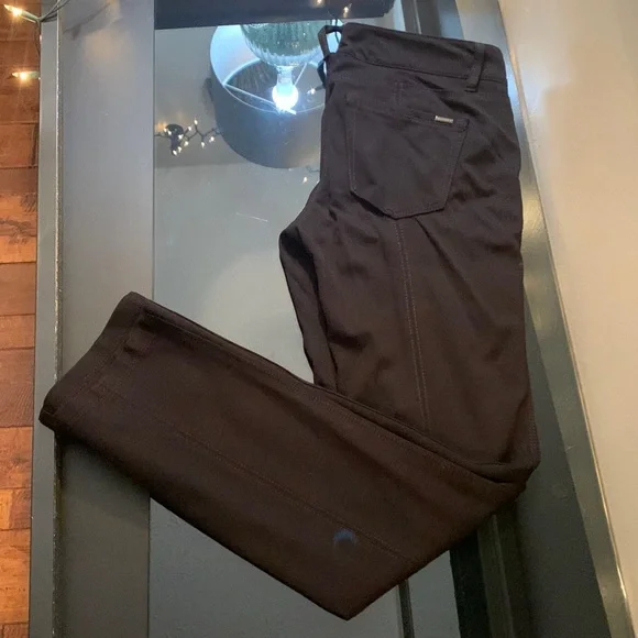 WHBM Sz: 00 WHBM Ponte - Picture 1 of 9